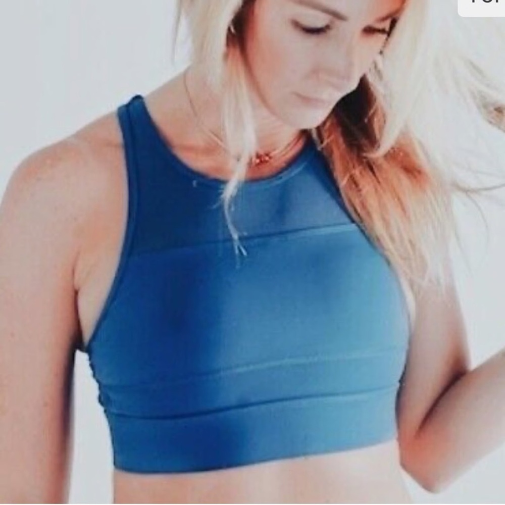 Women’s Medium Navy Zyia All Star High Neck Sports Bra with Racerback